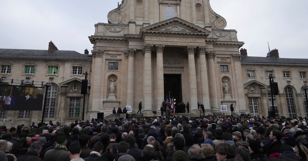 French Pay Final Respects to Far-Right Firebrand