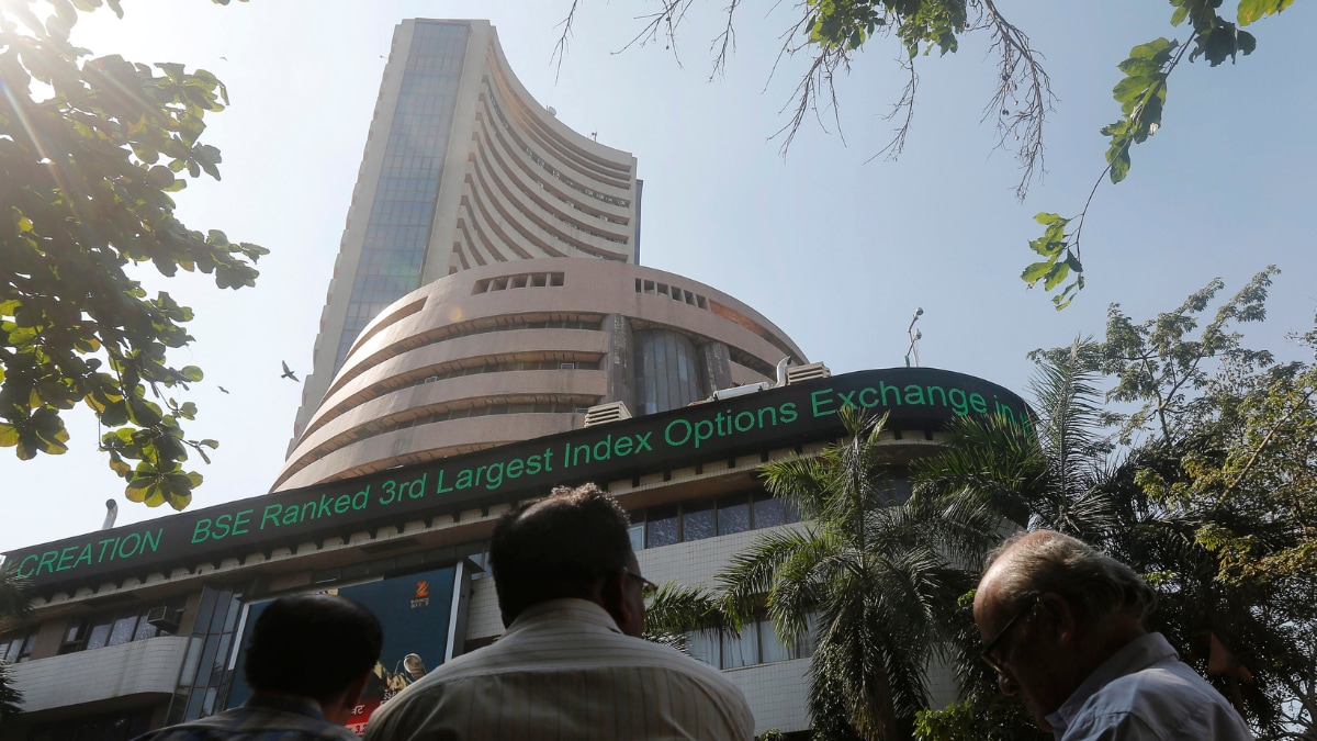 Sensex Sheds 528 Points, Nifty At 23,526; IT, Financials Shares Falls