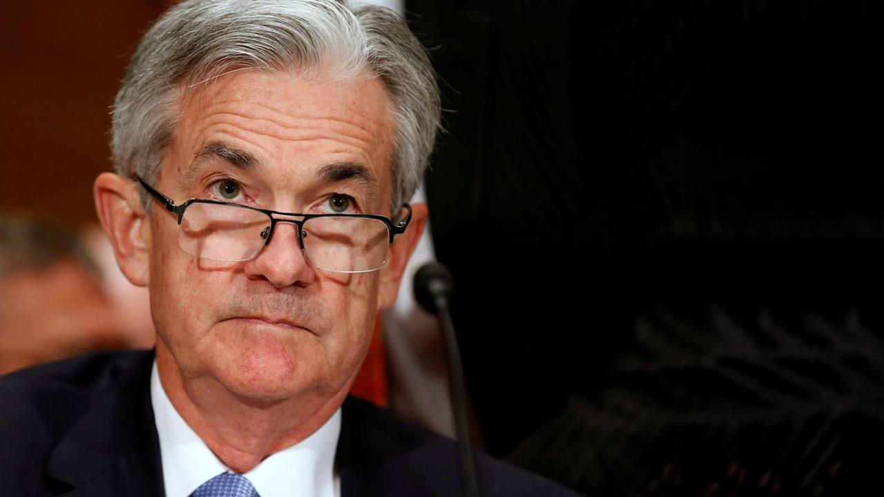 No Rate Cut: Powell’s Steady Hand Defies Political Pressure; Crypto Gains Amid Equity Retreat