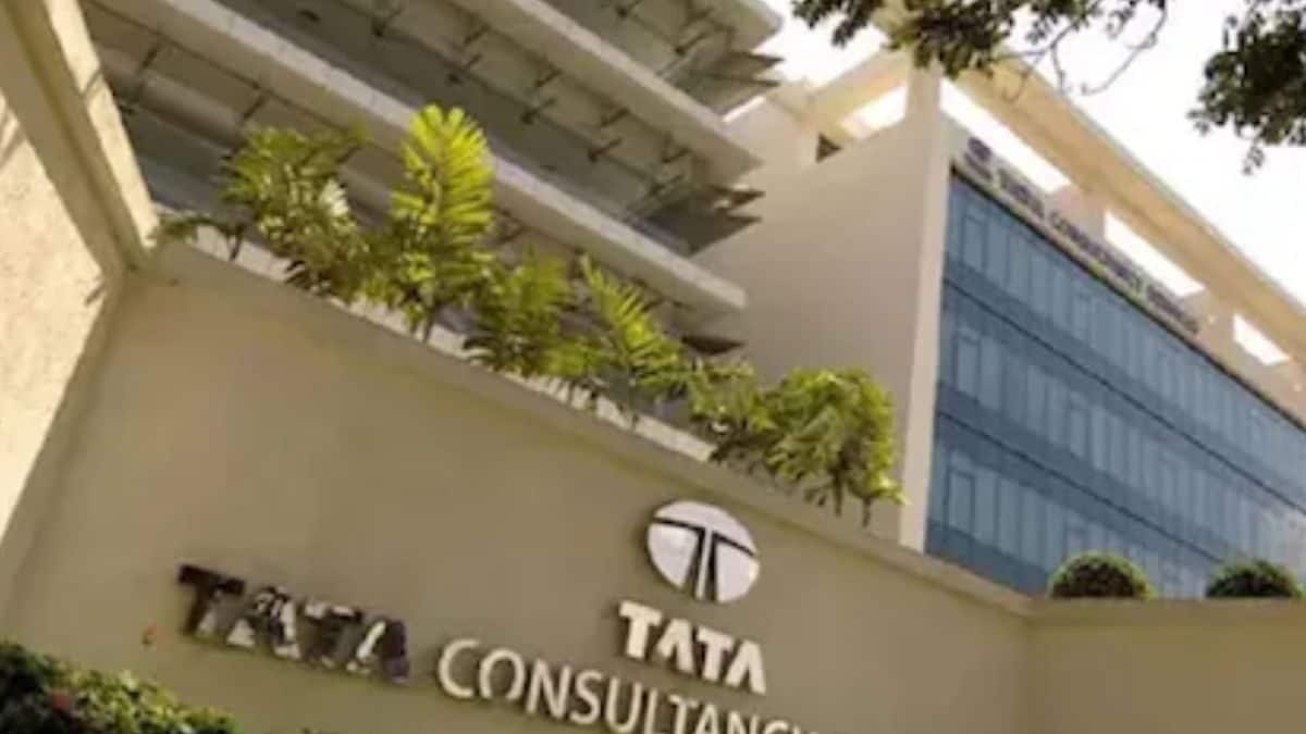 TCS Q3 Results Today: Shares Slip Ahead Of Q3FY25 Earnings; What Should Investors Do?