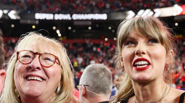 Taylor Swift shares sweet moment with Donna Kelce, Andrea Swift