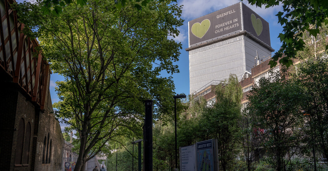 Grenfell Tower, Where Fire Killed 72, Will Be Demolished, Families Say